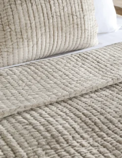 Giulia Quilt -Home Product Store V160021 3 scaled