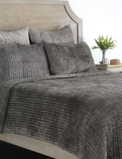 Giulia Quilt -Home Product Store V160031 1 scaled