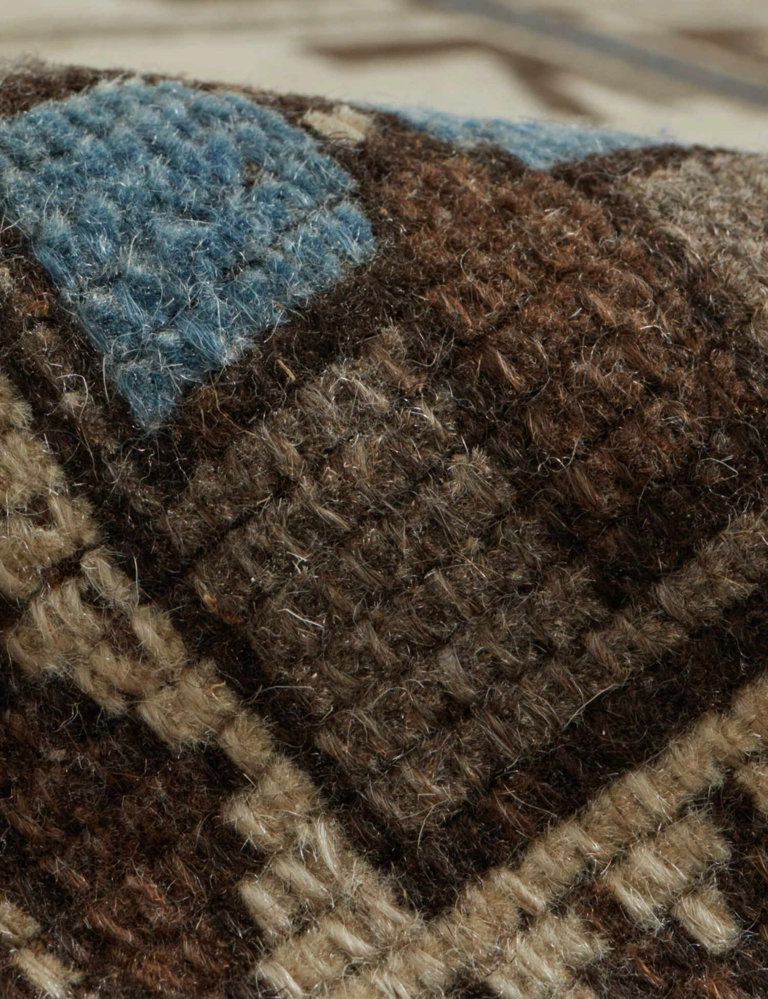 Vintage Turkish Rug No. 197, 3'6" X 5'5" 3 Vintage Turkish Rug No. 197, 3'6" X 5'5" - Image 3